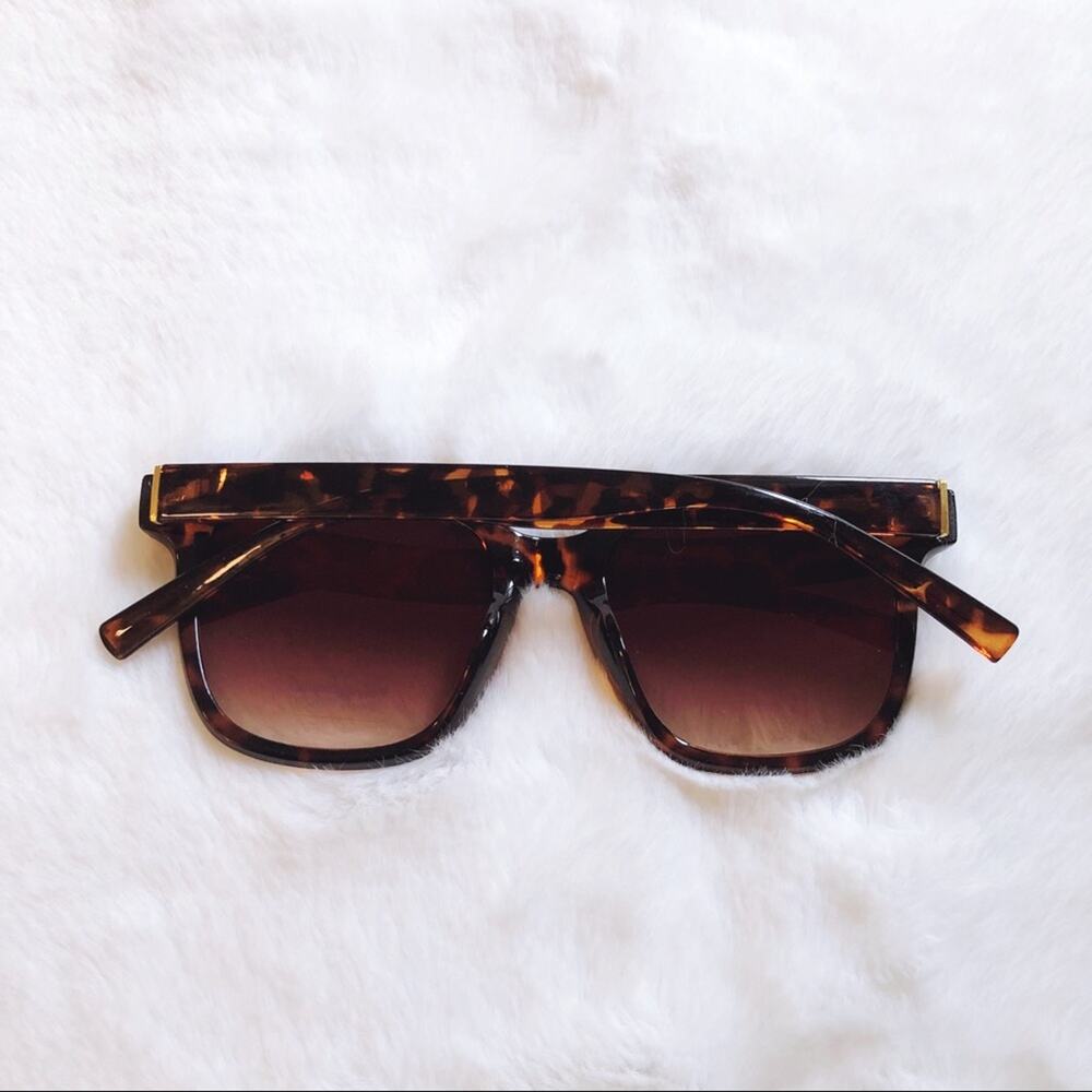 Cora Tortoise Brown Classic Square Sunglasses - Picture 9 of 9